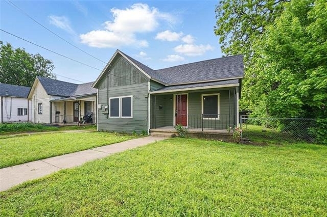 908 E Houston Street - Photo 28