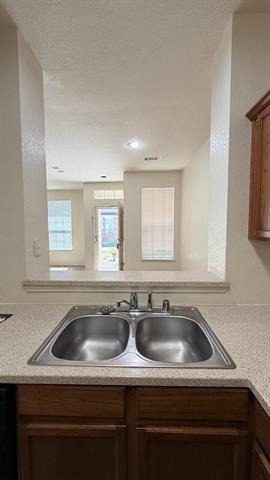 2205 Stoneleigh Place - Photo 15