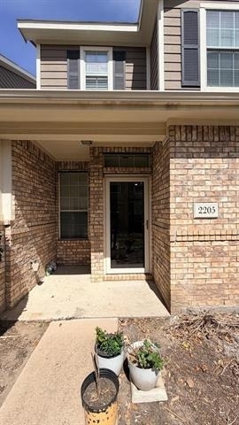 2205 Stoneleigh Place - Photo 1