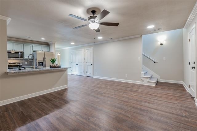 2208 N Hickory Street - Photo 3