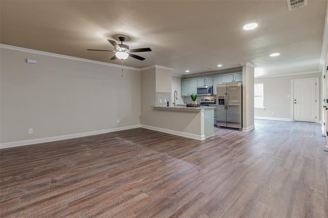 2208 N Hickory Street - Photo 2