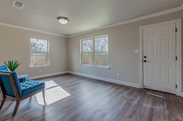 2208 N Hickory Street - Photo 1