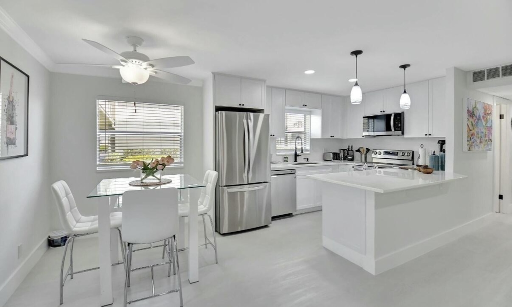 581 Monaco Boulevard - Photo 8