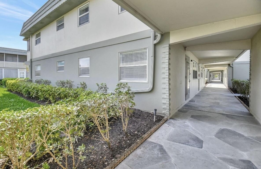581 Monaco Boulevard - Photo 26
