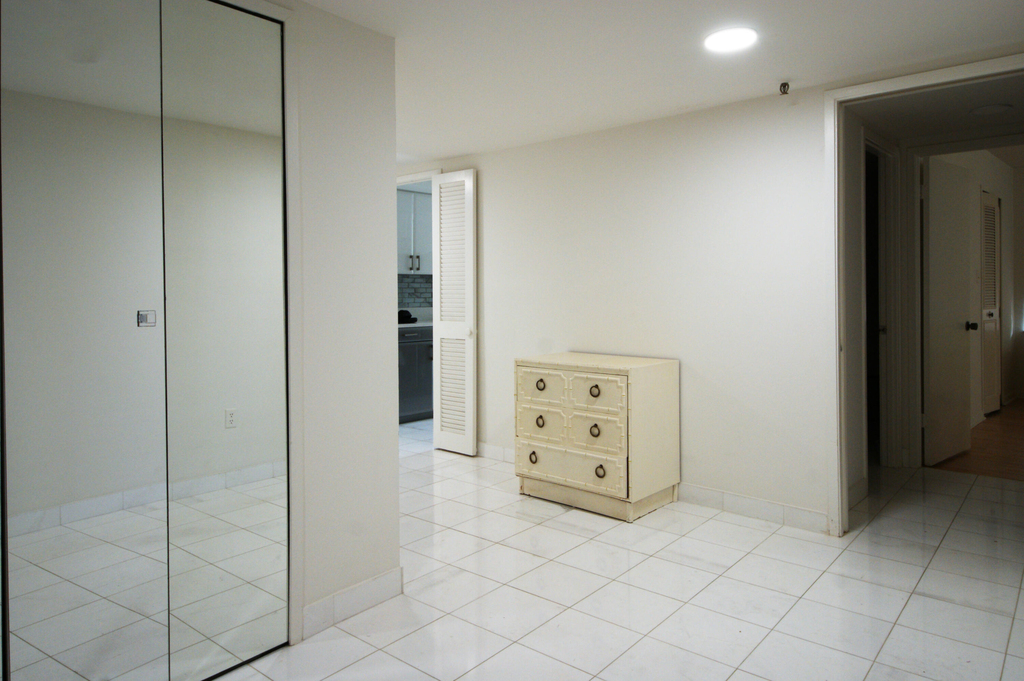 2450 Presidential Way - Photo 2