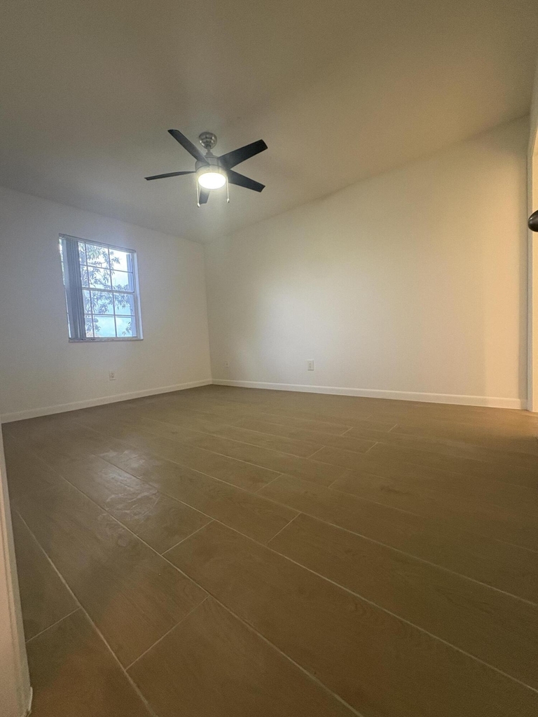 661 Waterside Drive - Photo 7