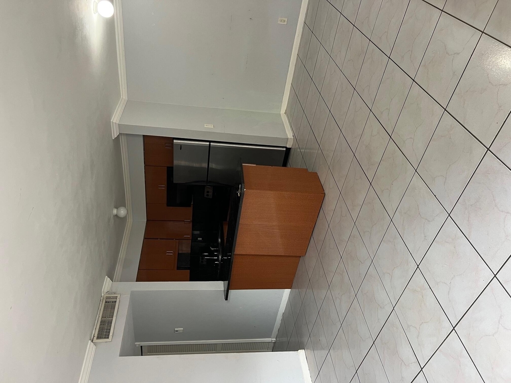 4051 Ne 13th Avenue - Photo 5