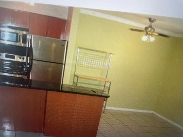 4051 Ne 13th Avenue - Photo 2