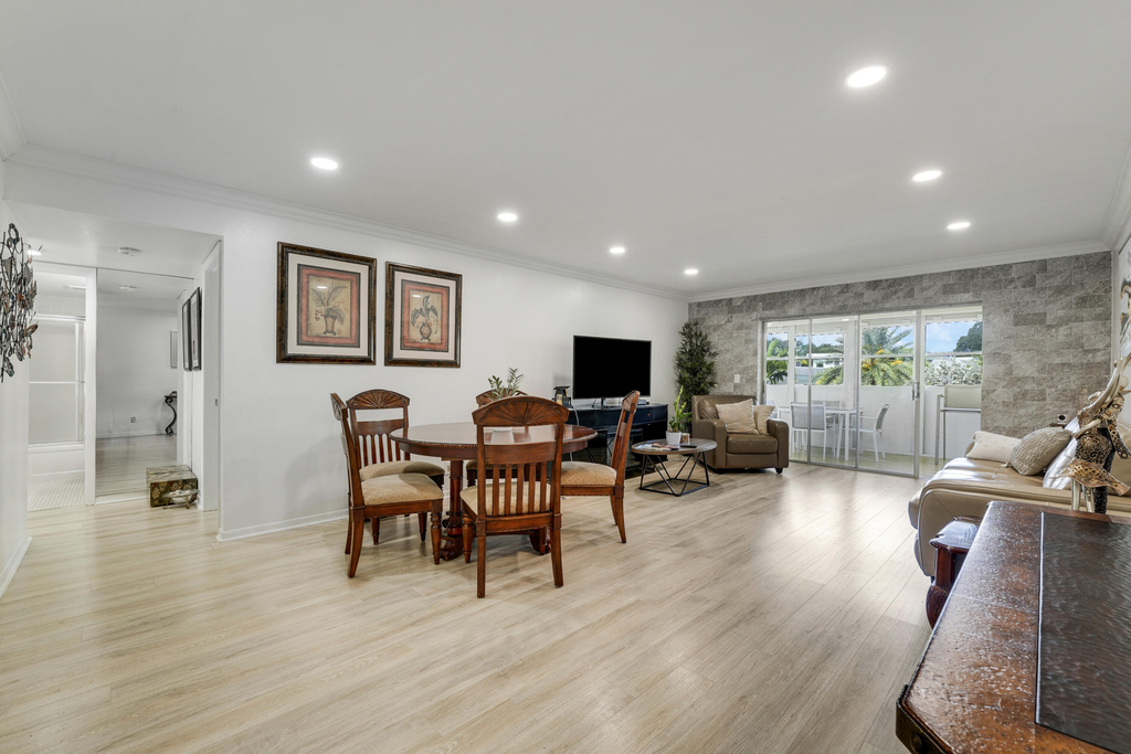 14849 Cumberland Drive - Photo 2