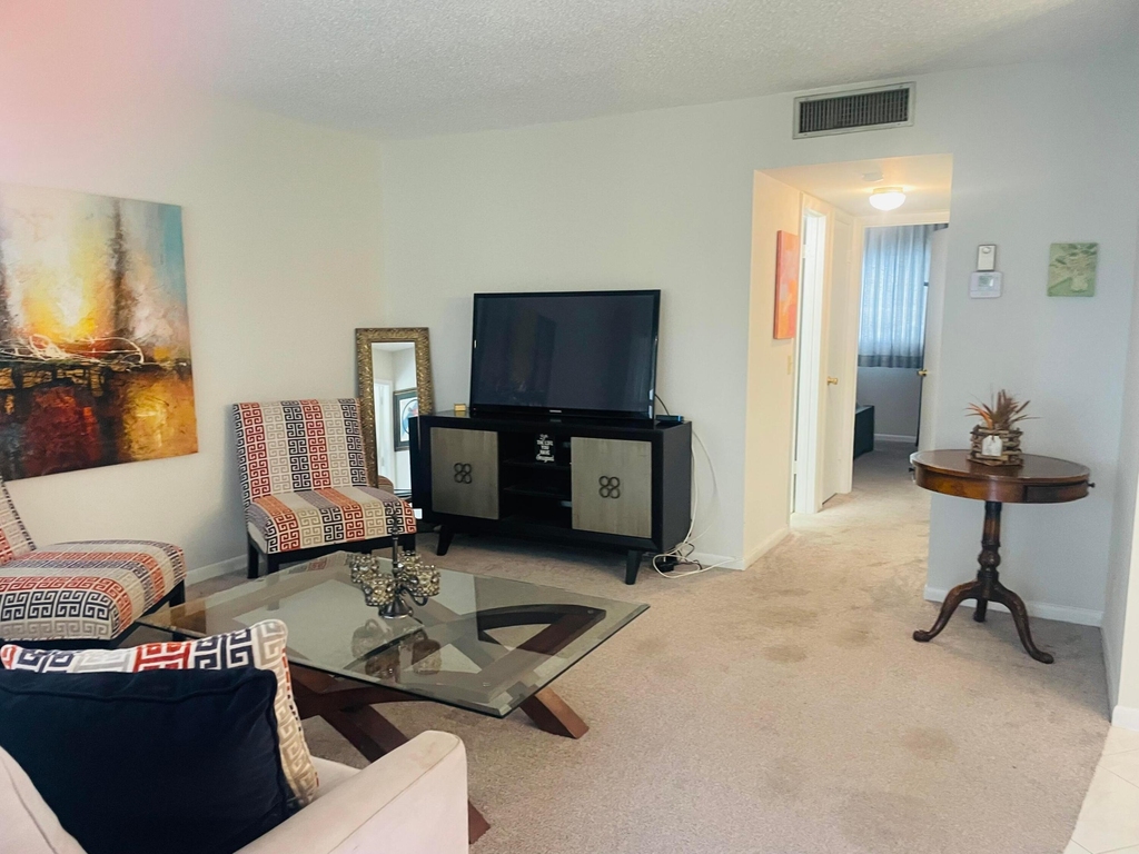 624 Snug Harbor Drive - Photo 16