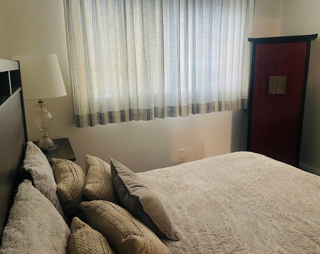 624 Snug Harbor Drive - Photo 12