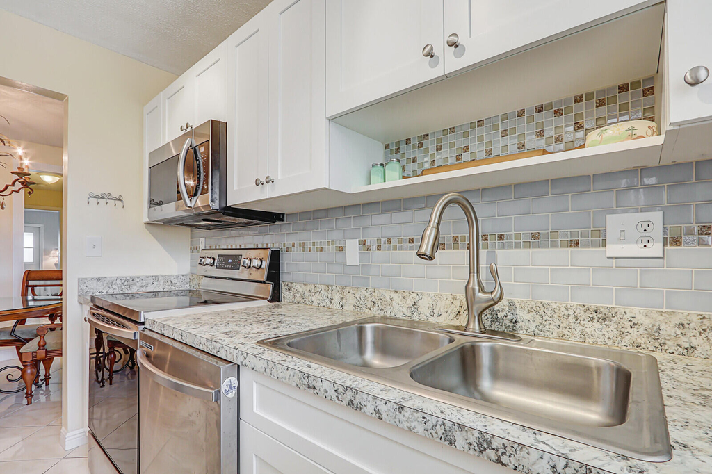 404 Sandpiper Drive - Photo 13