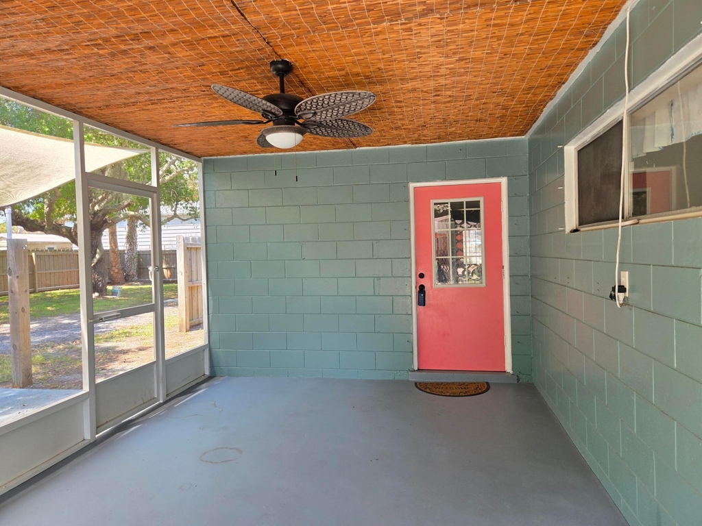 330 Barraclough Street - Photo 17
