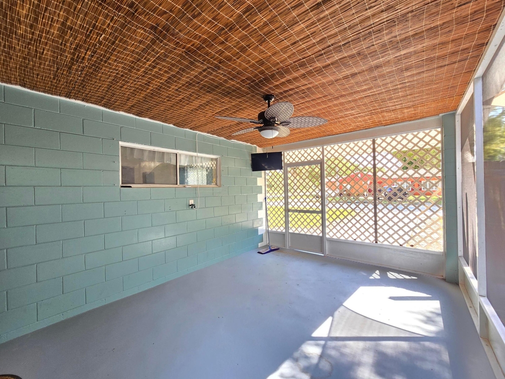 330 Barraclough Street - Photo 16