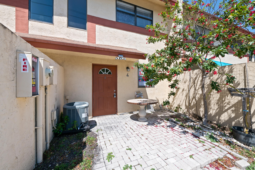 3281 E Golf Boulevard - Photo 22