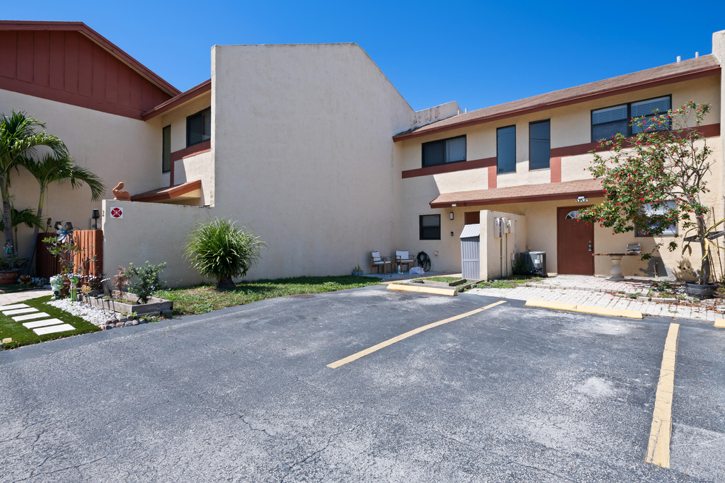 3281 E Golf Boulevard - Photo 20