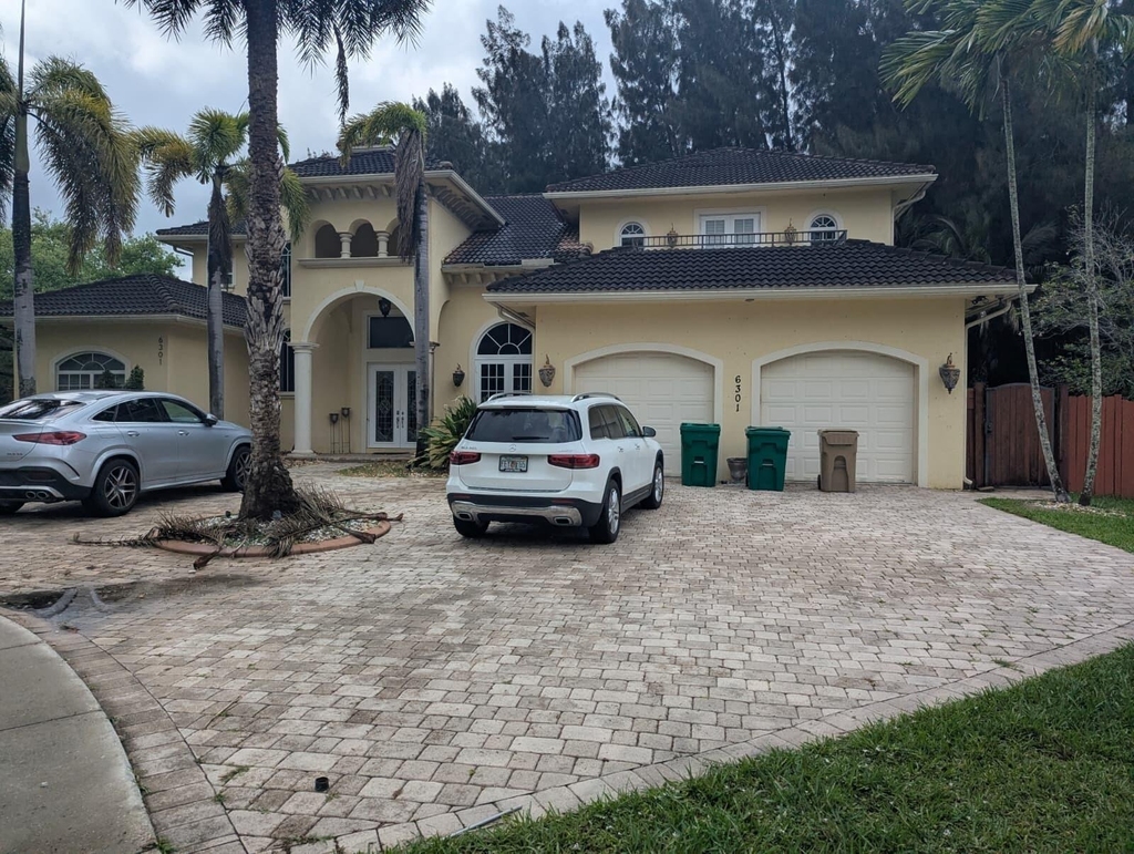 6301 Sw 58th Court - Photo 1