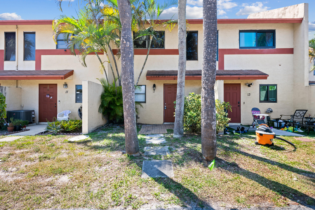 3281 E Golf Boulevard - Photo 21