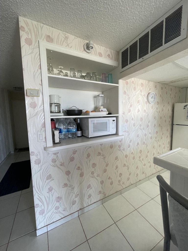 1731 Se 15th Street - Photo 6