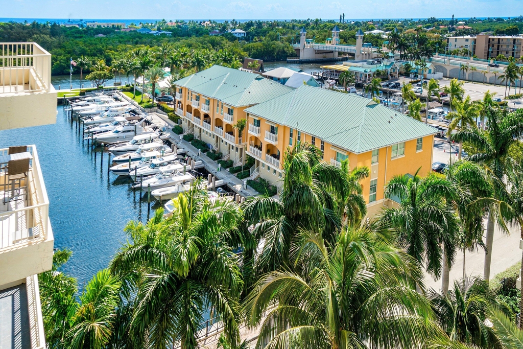 700 E Boynton Beach Boulevard - Photo 35