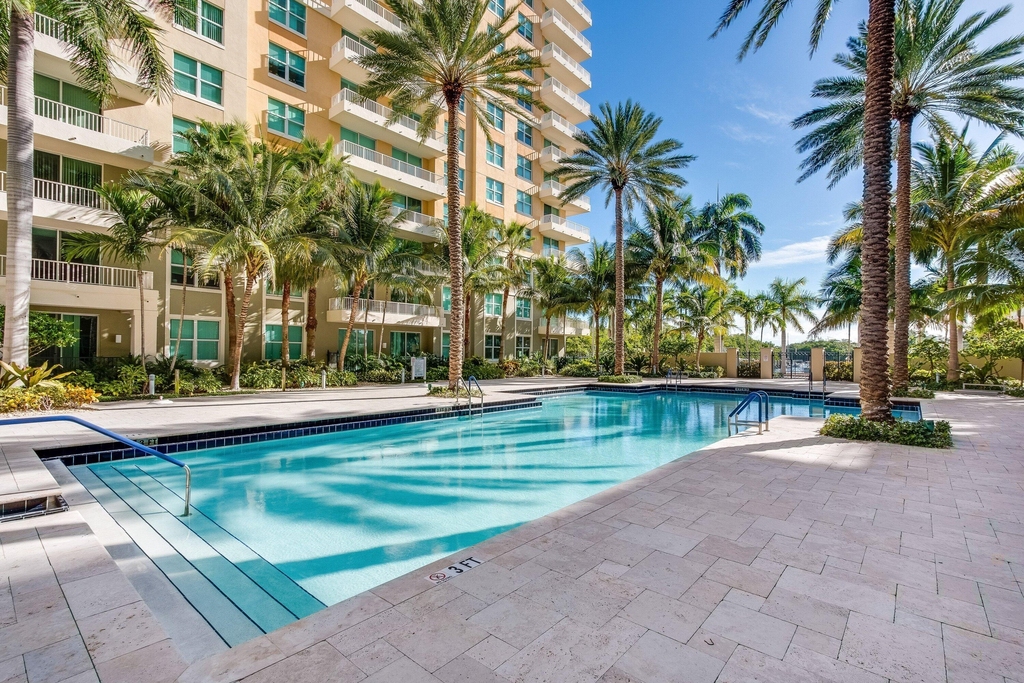 700 E Boynton Beach Boulevard - Photo 58