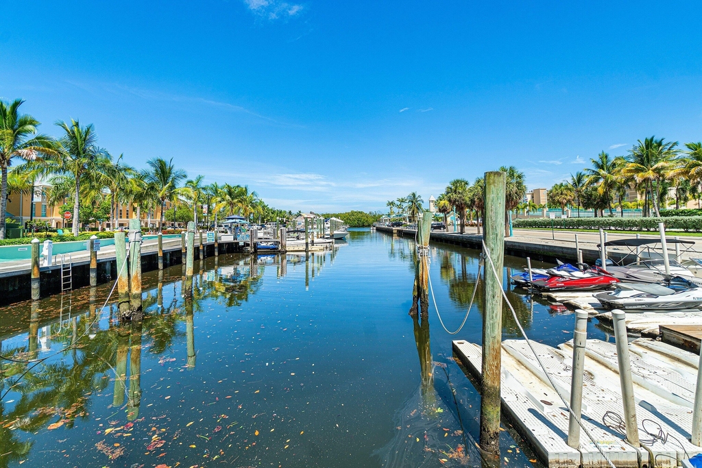 700 E Boynton Beach Boulevard - Photo 66