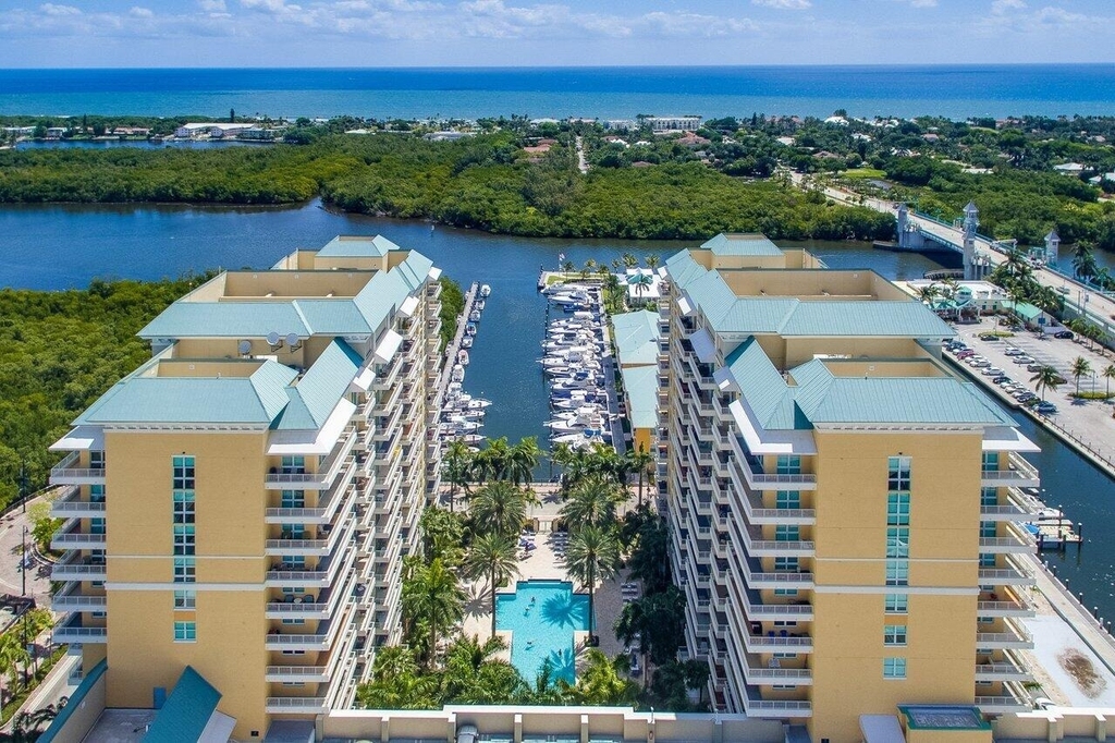 700 E Boynton Beach Boulevard - Photo 0