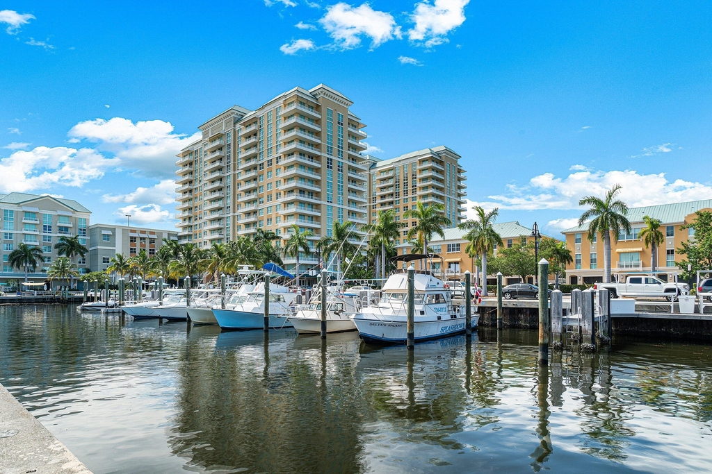 700 E Boynton Beach Boulevard - Photo 63