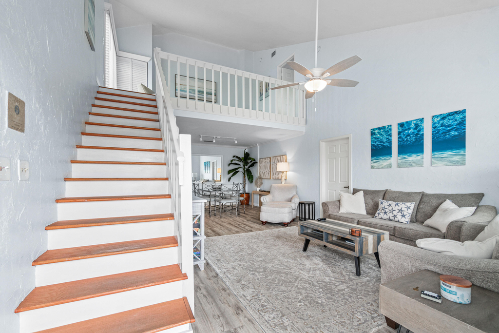 470 Bella Vista Court N - Photo 1