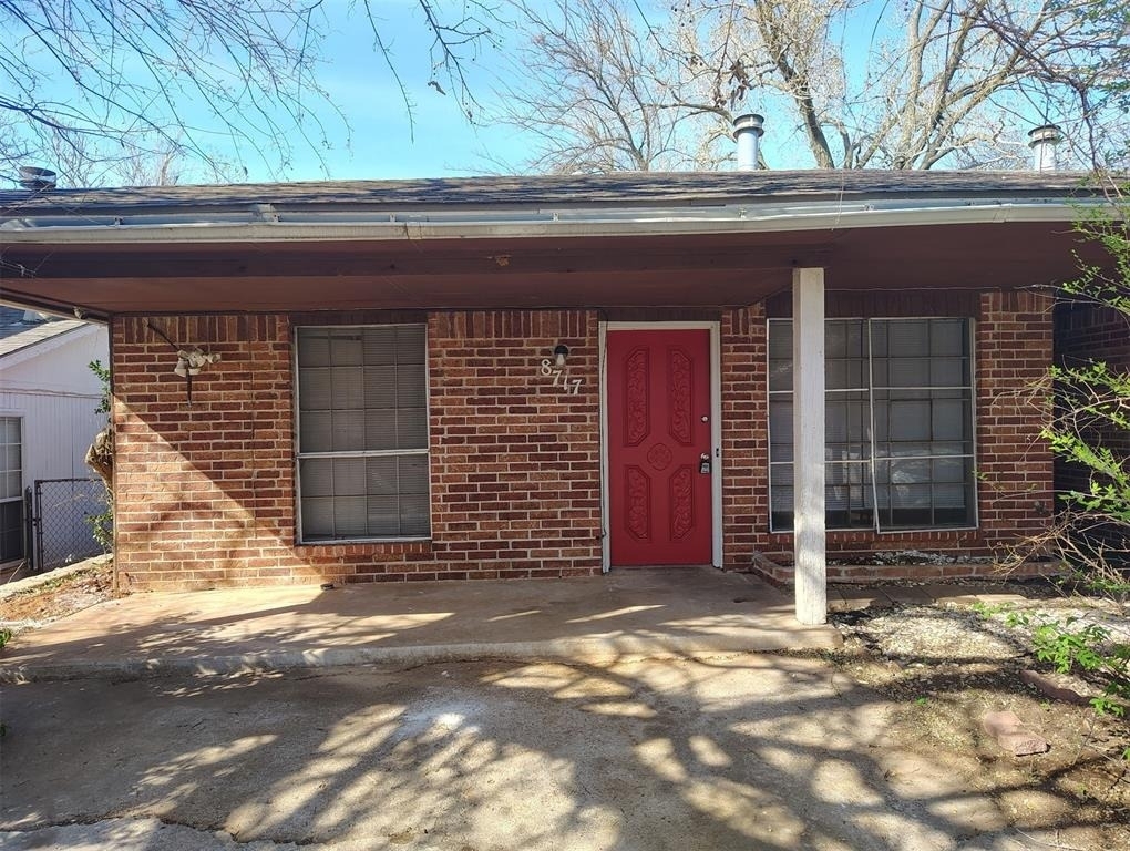 8717 Saint George Way - Photo 0