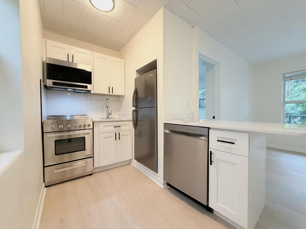 1713 Florida Avenue - Photo 4