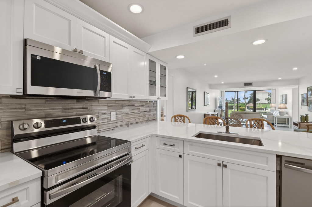 301 S Seas Drive - Photo 8