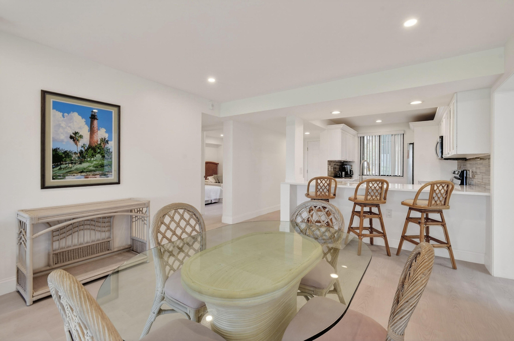 301 S Seas Drive - Photo 3