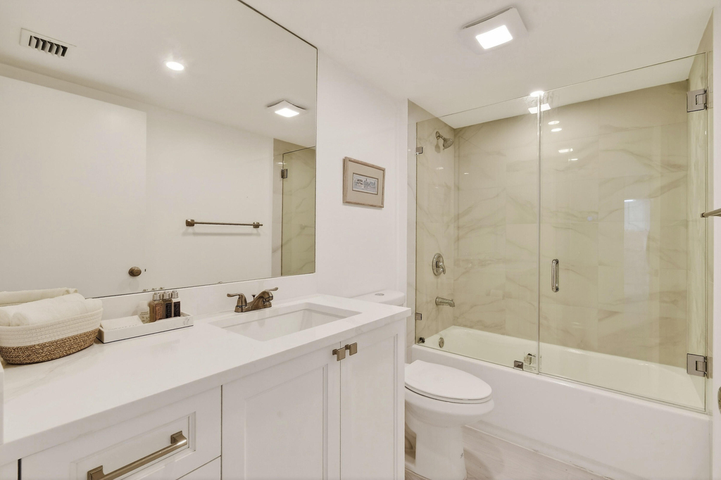 301 S Seas Drive - Photo 18