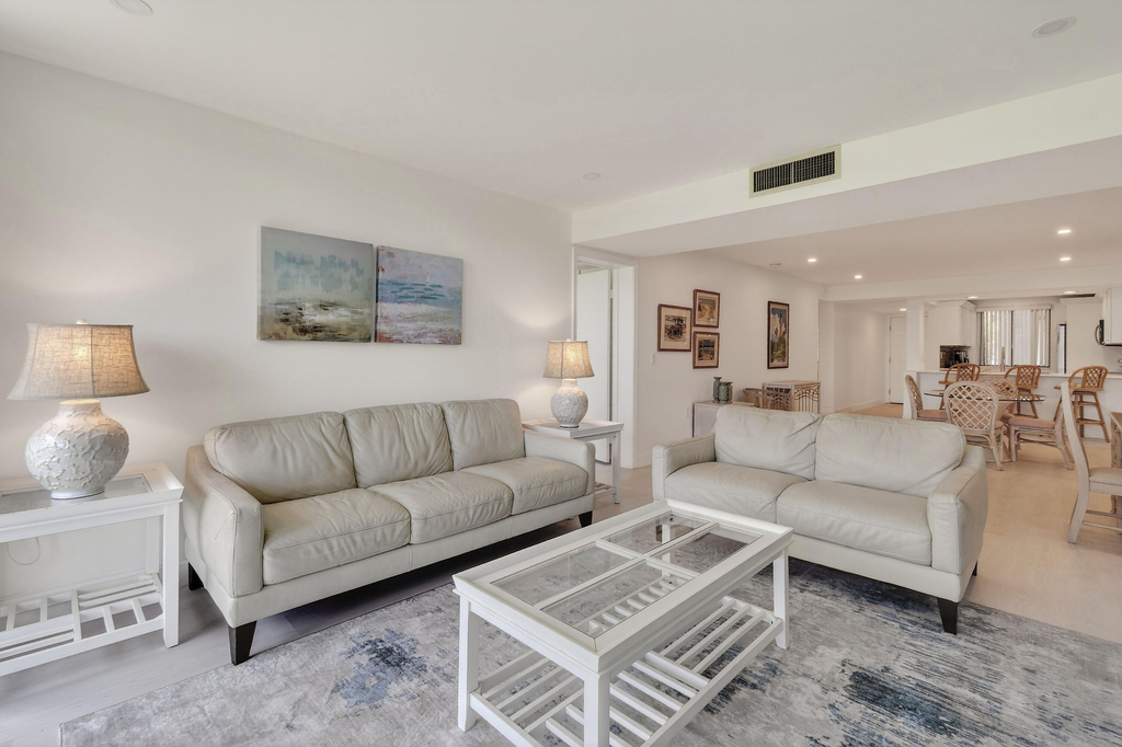 301 S Seas Drive - Photo 2