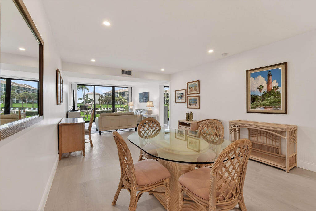 301 S Seas Drive - Photo 0