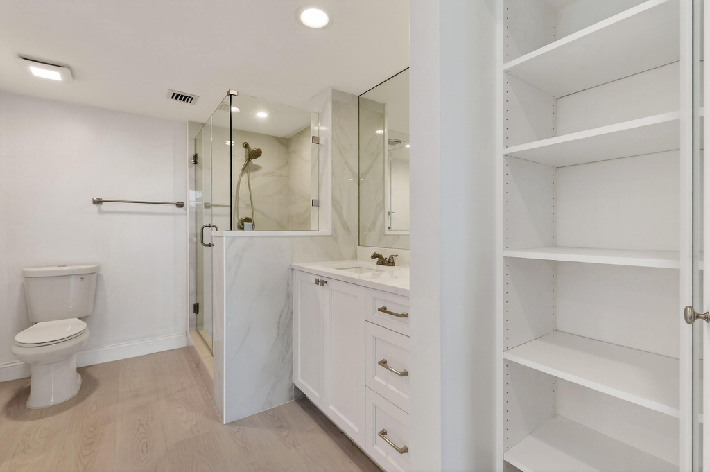 301 S Seas Drive - Photo 13