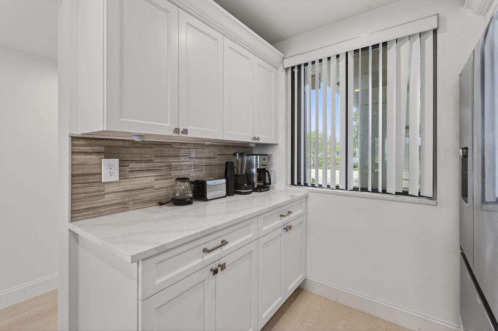 301 S Seas Drive - Photo 7