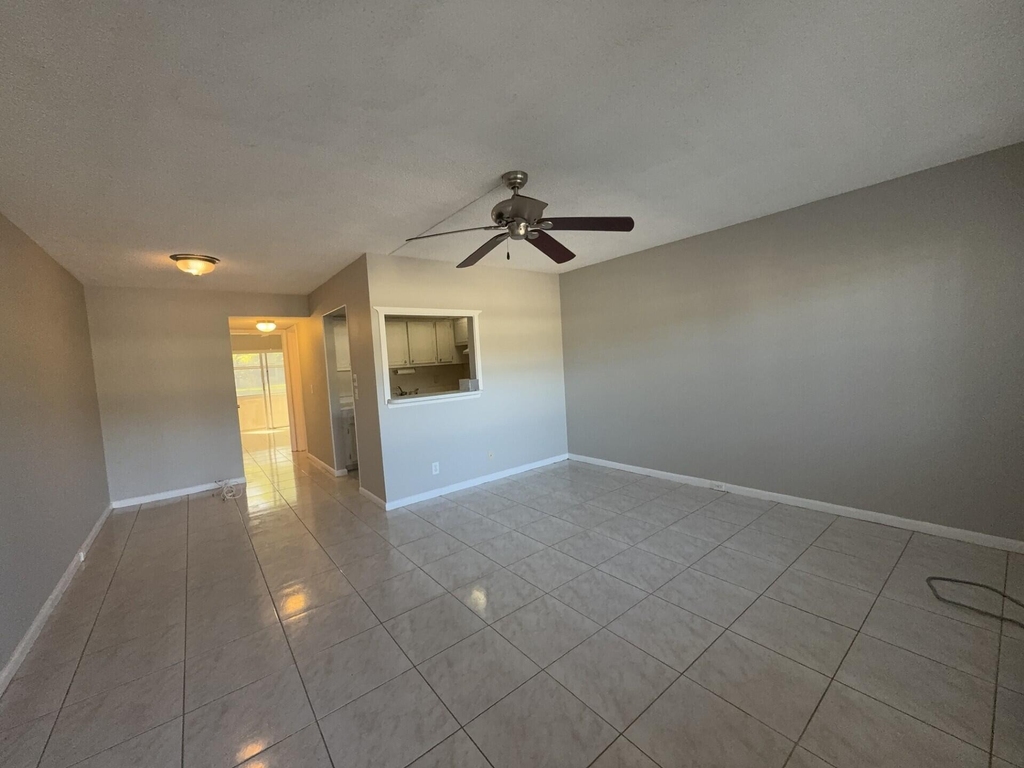 166 Sussex I - Photo 1