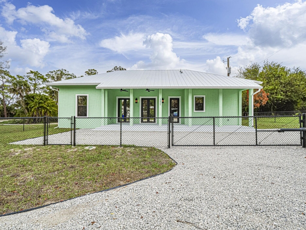 12906 83rd Avenue - Photo 0