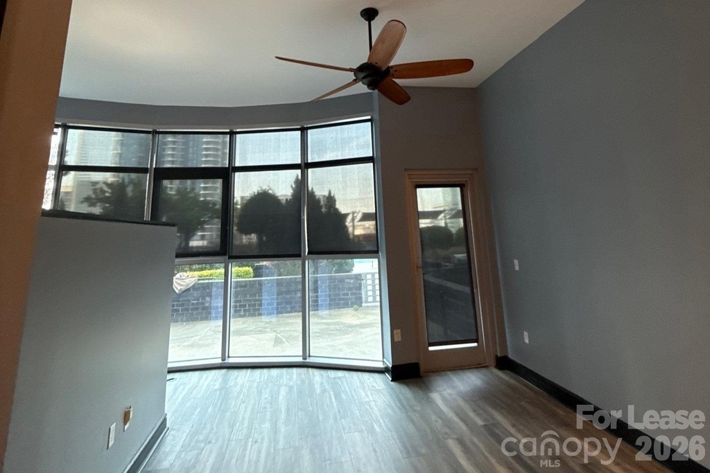 333 W Trade Street - Photo 5