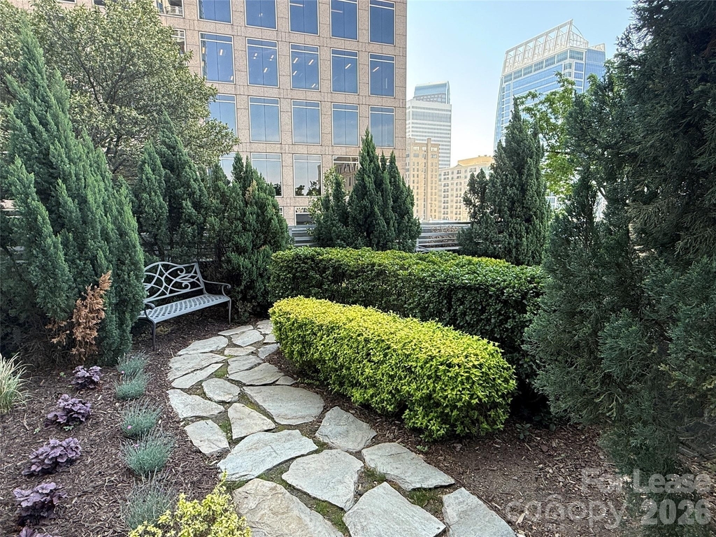 333 W Trade Street - Photo 12