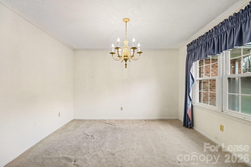 11002 Harrisburg Road - Photo 5