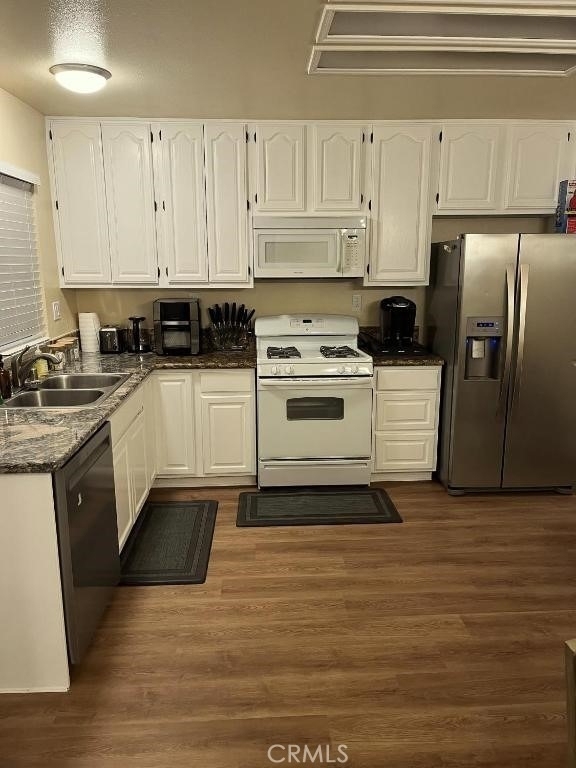 218 Newcastle Avenue - Photo 4