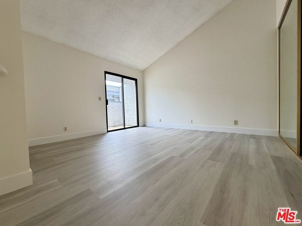 31 Eastern Avenue - Photo 24