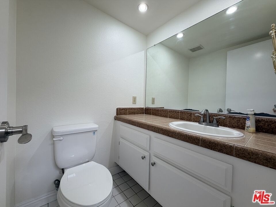 31 Eastern Avenue - Photo 16