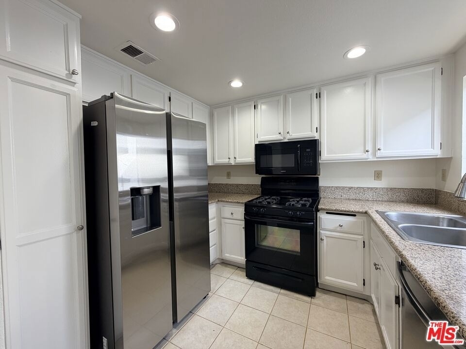 31 Eastern Avenue - Photo 14