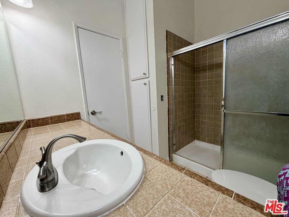 31 Eastern Avenue - Photo 29