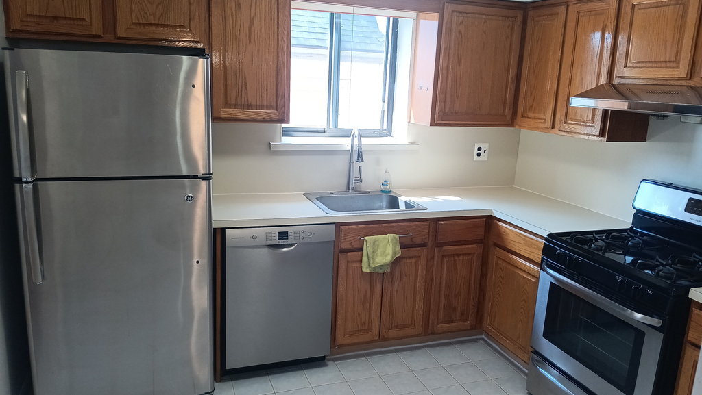 benson avenue - Photo 1