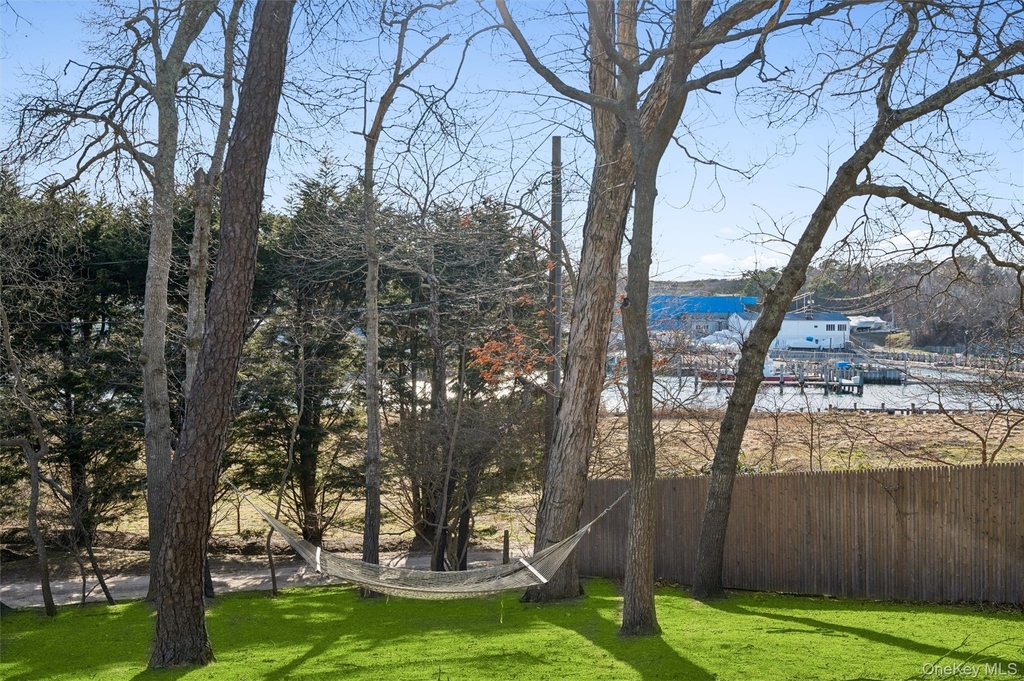 6 Private Row - Photo 13